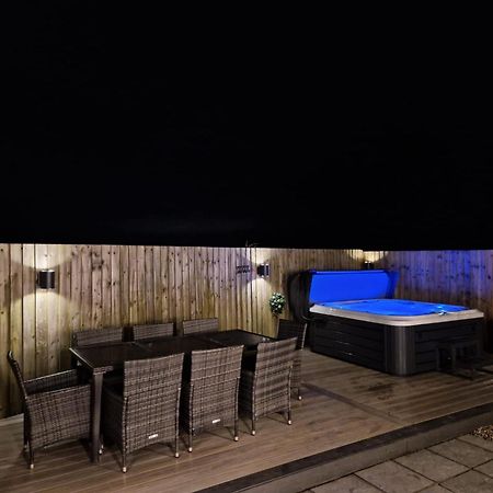 No 1 The Paddock - Spacious Holiday Home With A Hot Tub Bude Esterno foto